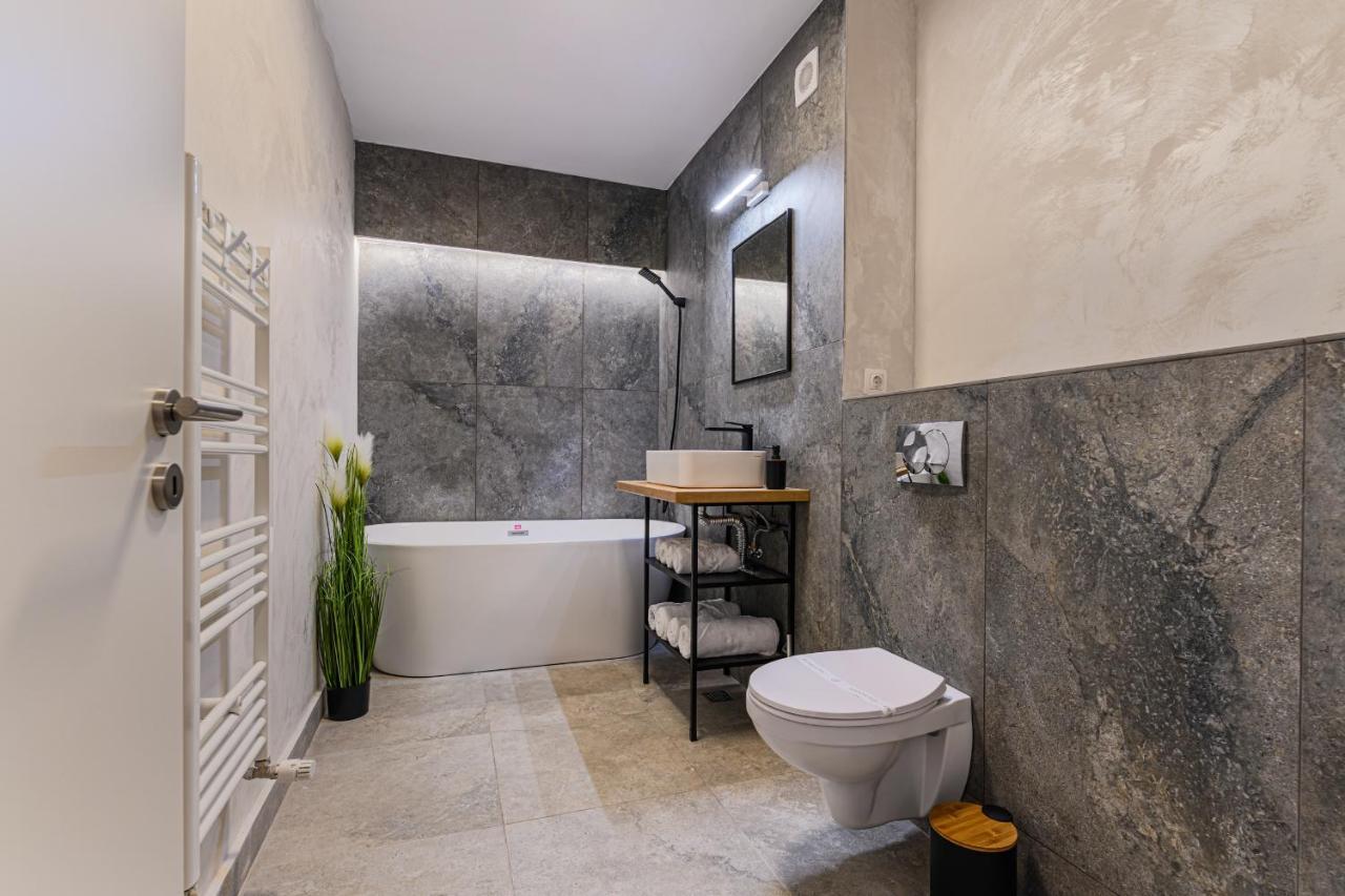 Koa - Pandora Apartments Брашов Экстерьер фото
