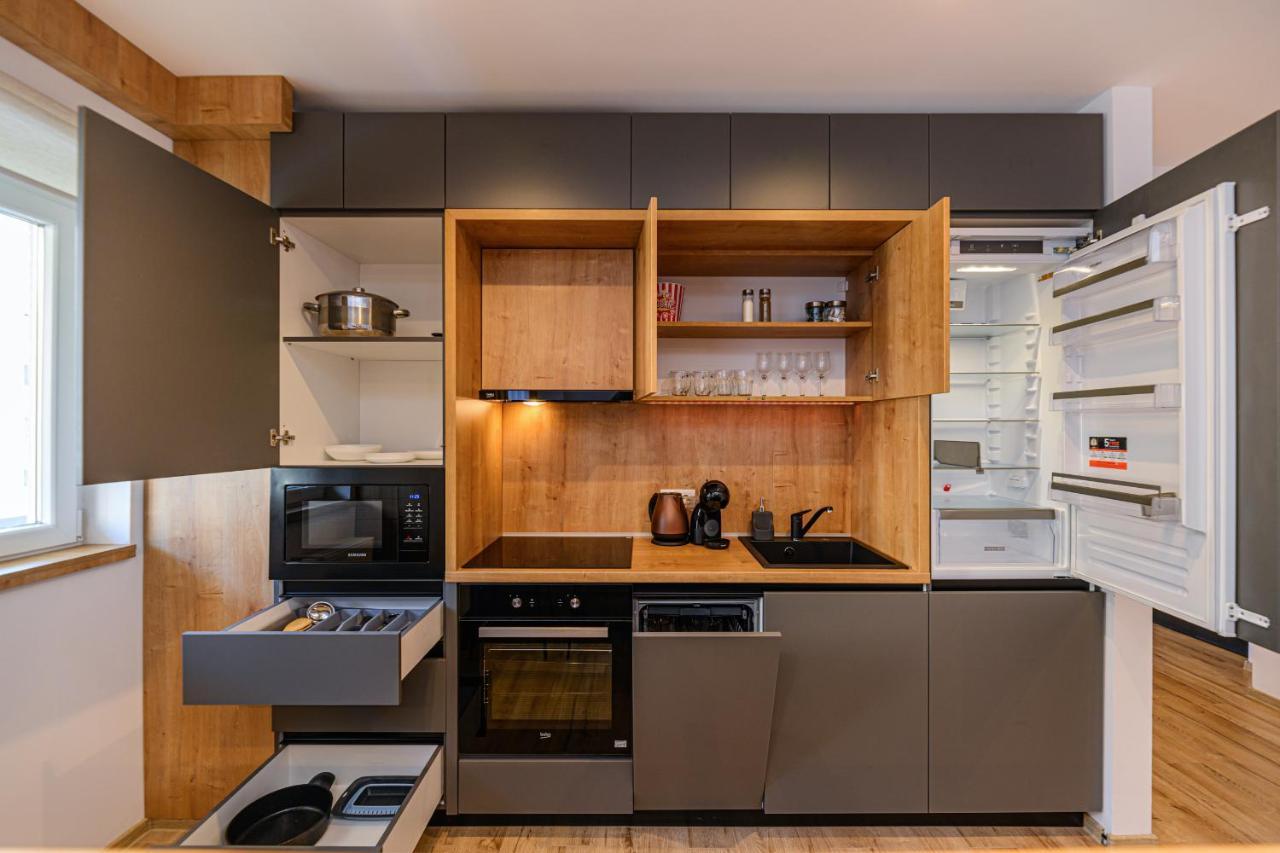Koa - Pandora Apartments Брашов Экстерьер фото